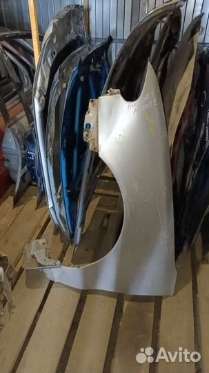 Левое крыло Hyundai Accent