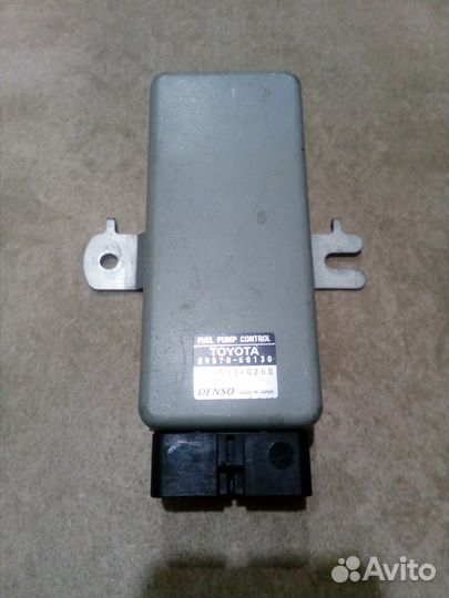 Блок управления Toyota Land Cruiser 100