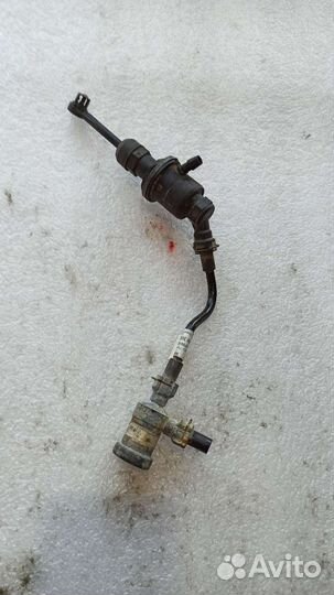 Главный цилиндр сцепления Nissan Tiida c11