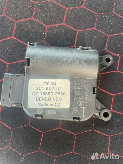 Сервопривод электропривод моторчик заслонки печки