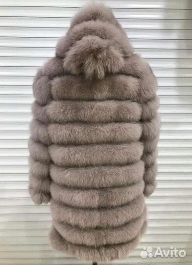 Шуба из песца с капюшоном
