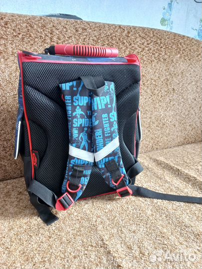 Школьный рюкзак 
