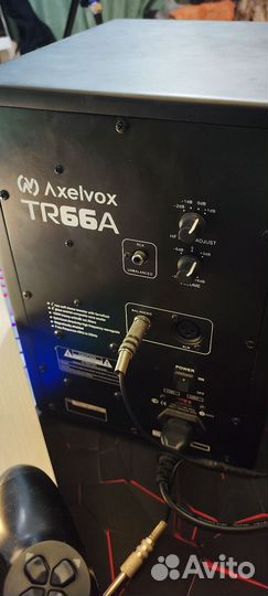 Активный студийный монитор Axelvox TR66A