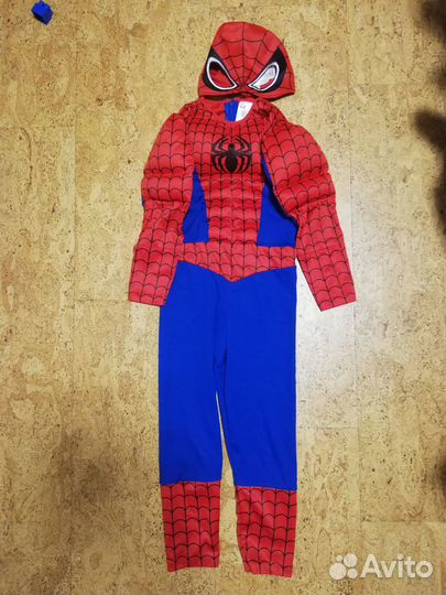 Новогодний костюм Человек паук H&M 110-116