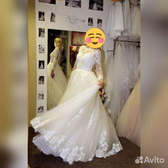 Свадебное платье