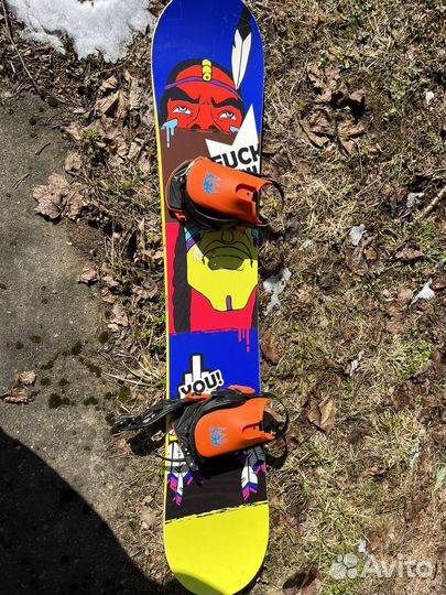 Сноуборд с креплениями 147см