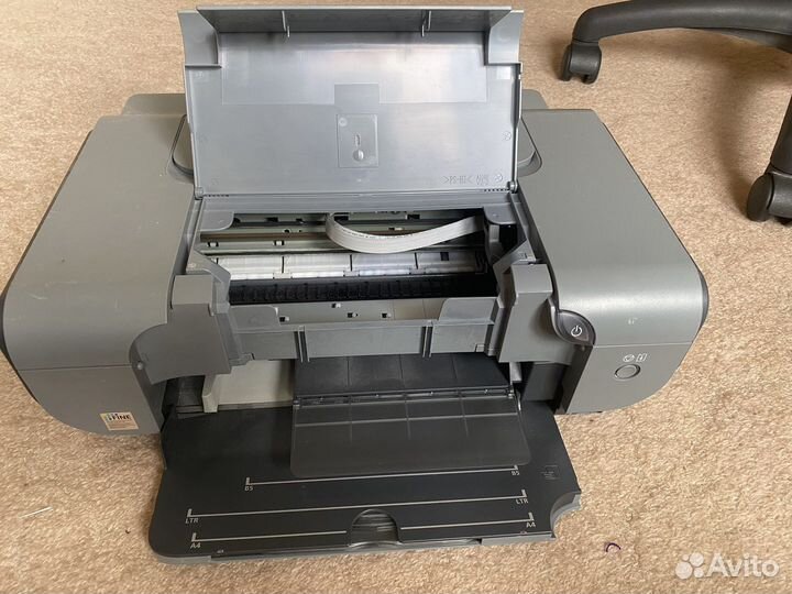 Цветной струйный принтер