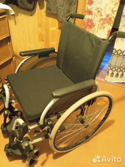 Коляска инвалидная