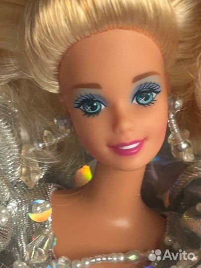 Barbie Happy Holidays 1992