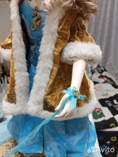 Композиция В ожидании Лохнесского чудовища