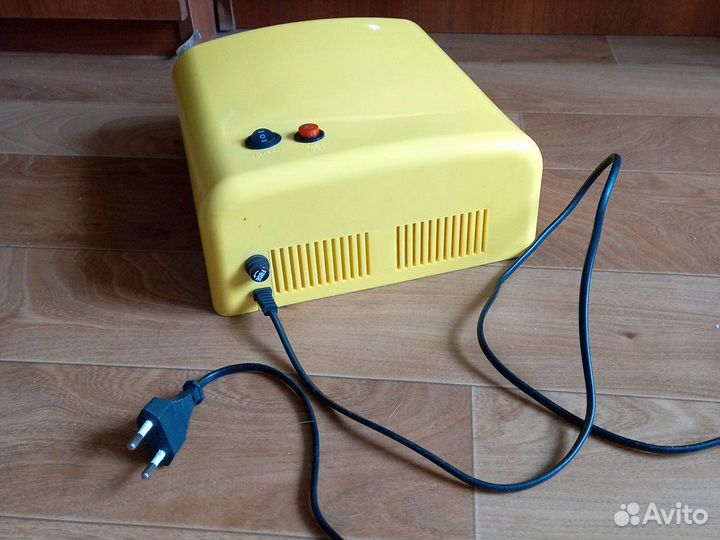 Ультрафиолетовая лампа