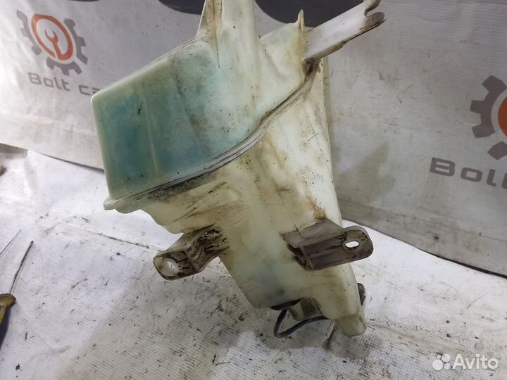 Бачок омывателя Hyundai I30 2011-2015 98610A6000 2