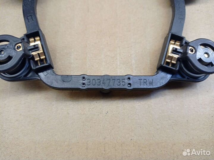 Контакт звукового сигнала Ford Focus 2