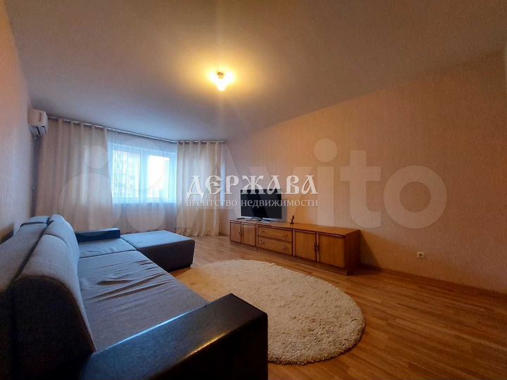 3-к. квартира, 100 м², 5/9 эт.