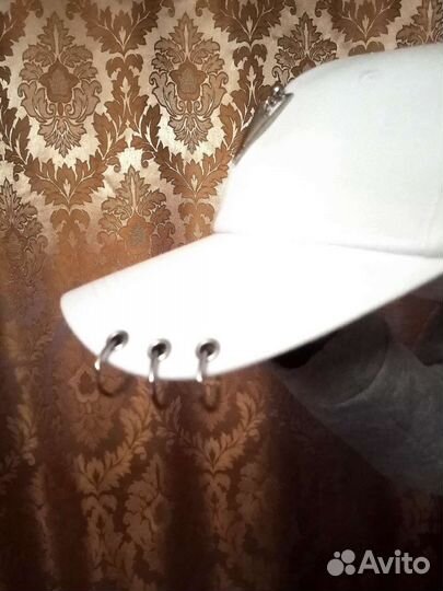 Бейсболка с кольцами. Новая. Р: 50-60