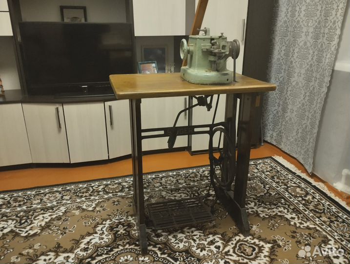 Швейная машинка singer трофейный