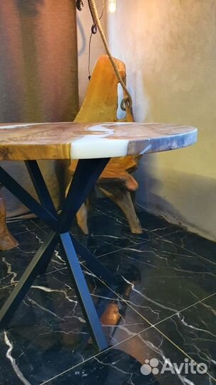 Обеденный стол лофт со смолой
