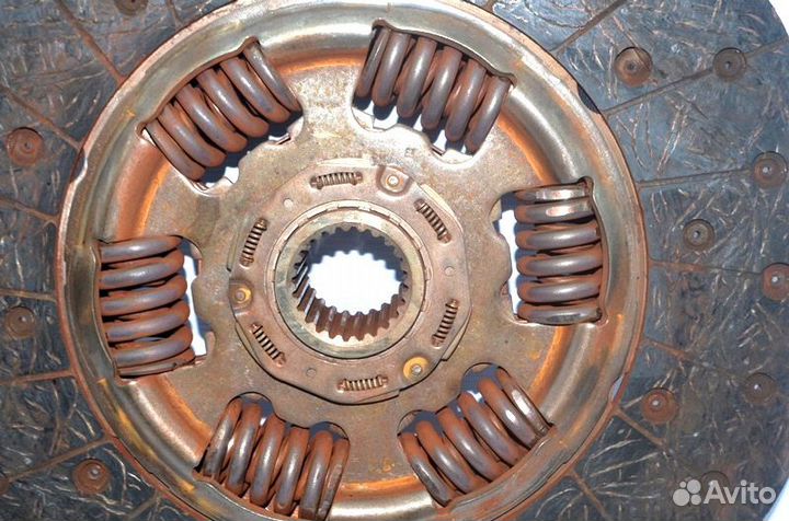 Диск сцепления scania R-series (01.04)