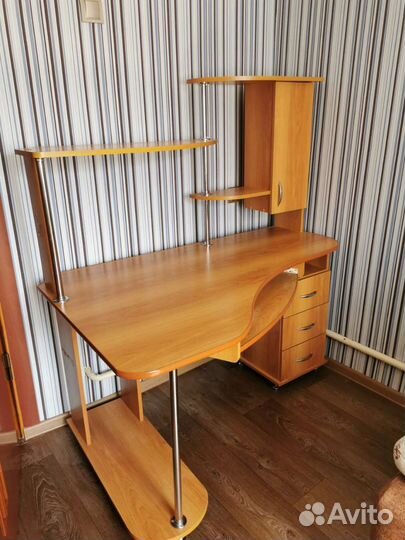 Компьютерный стол бу