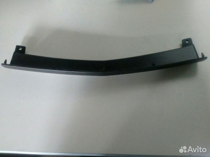 Спойлер бампера Митсубиси Лансер. 2003-05 г.в