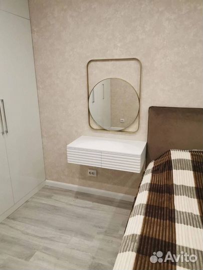 Консольный столик