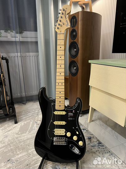 Fender American Performer Stratocaster HSS Black