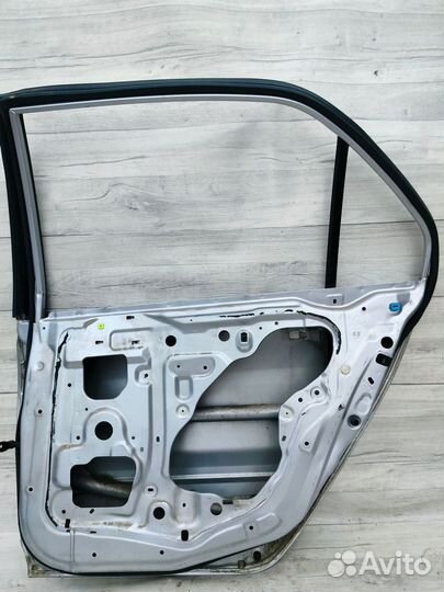 Дверь задняя правая Mitsubishi Lancer, IX 2006