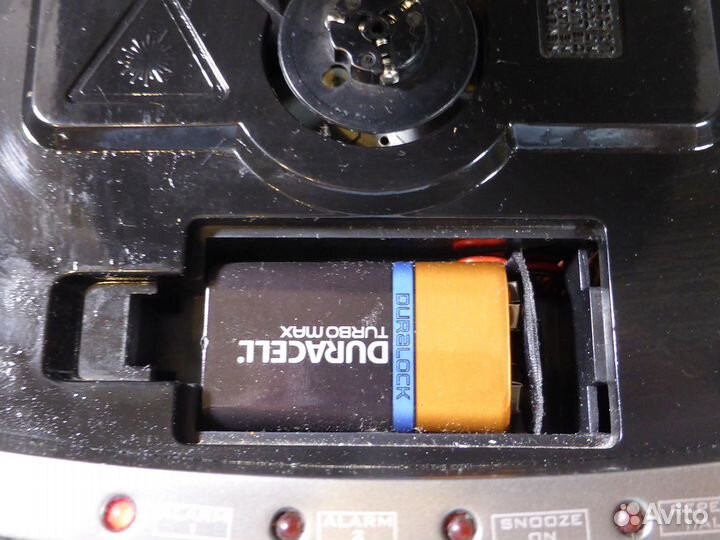 CD-магнитола Mystery MCR-30 — часы и будильник