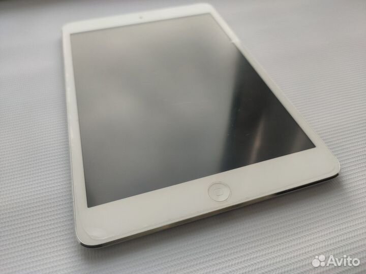 Планшет Apple iPad mini Cellular White 16 GB
