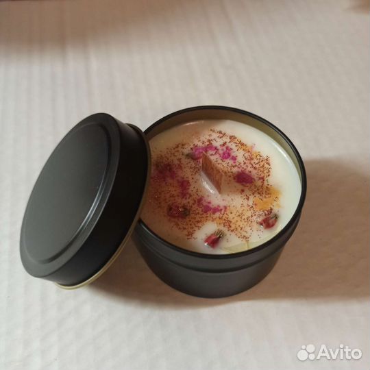 Свечи ручной работы (в баночках,в кокосе )