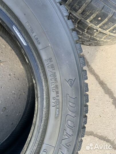 Dunlop SP Winter Ice 01 215/55 R16