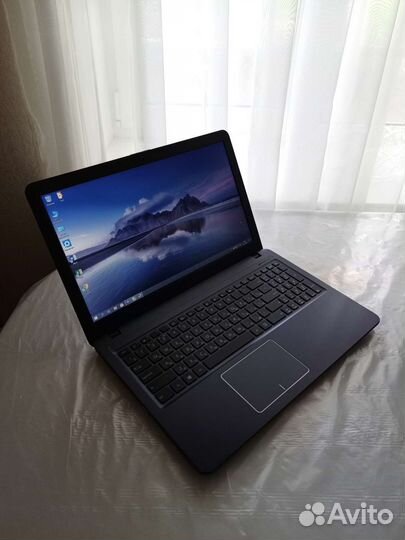 Ноутбук asus VivoBook