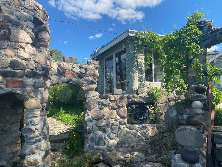 Коттедж 250 м² на участке 30 сот.