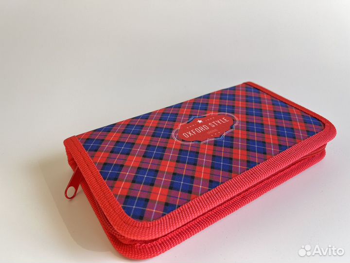 Пенал школьный новый