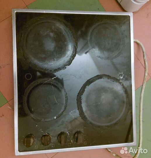 Утюг с парогенератором, плита, духовка