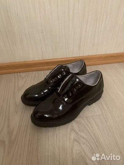 Туфли классические для девочки р37