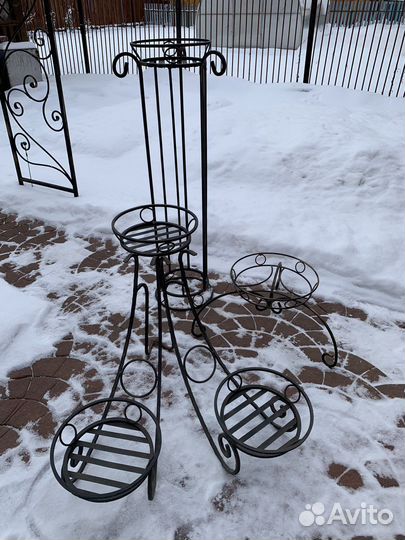 Подставка для цветов