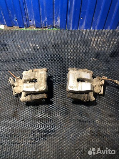 Суппорт задний левый/правый Renault megane 2