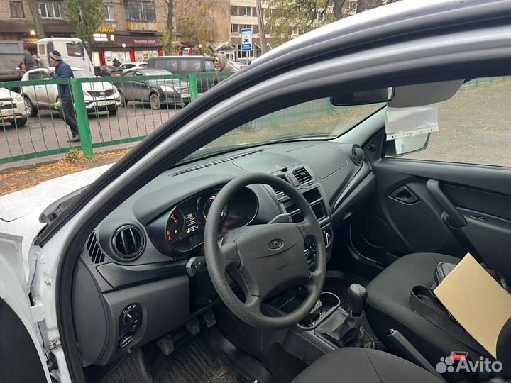 LADA Granta 1.6 МТ, 2024, 70 км