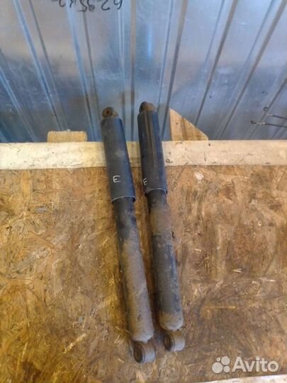 Амортизатор задний Chevrolet Niva 2123