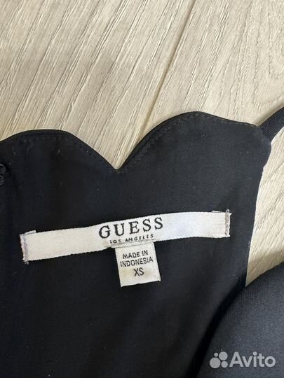 Платье Guess