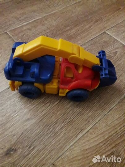 Экскаватор