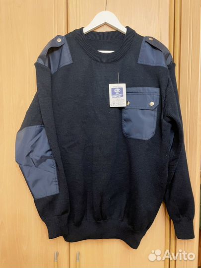 Свитер форменный