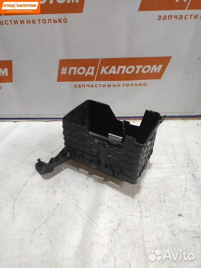 Кожух аккумулятора передний Volkswagen Golf 5 2007