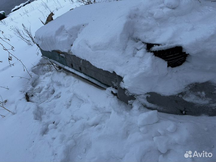 Лодка с мотором