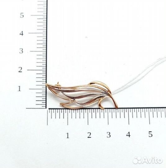 Золотая брошь