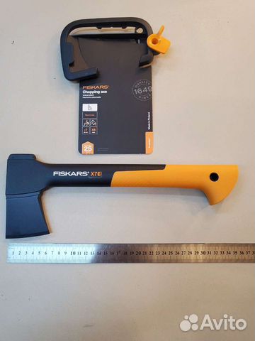 Топор fiskars