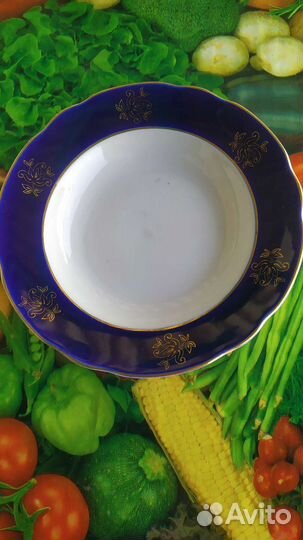 Тарелки большие глубокие