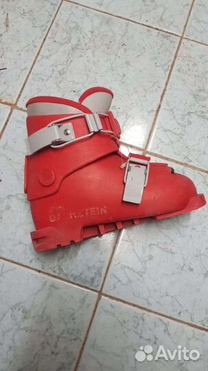 Горнолыжные ботинки детские 28 размер