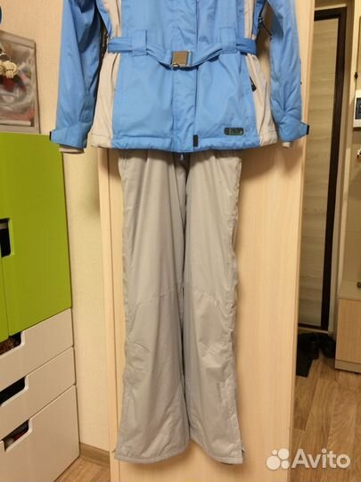 Спортивный утеплённый костюм